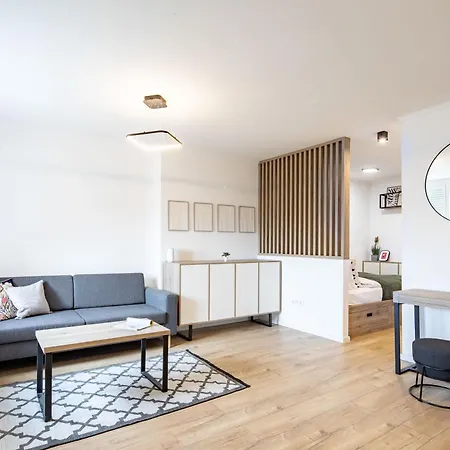 - Sunny - Cozy & Modern Апартаменты