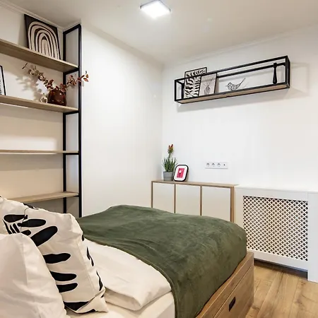 - Sunny - Cozy & Modern Апартаменты